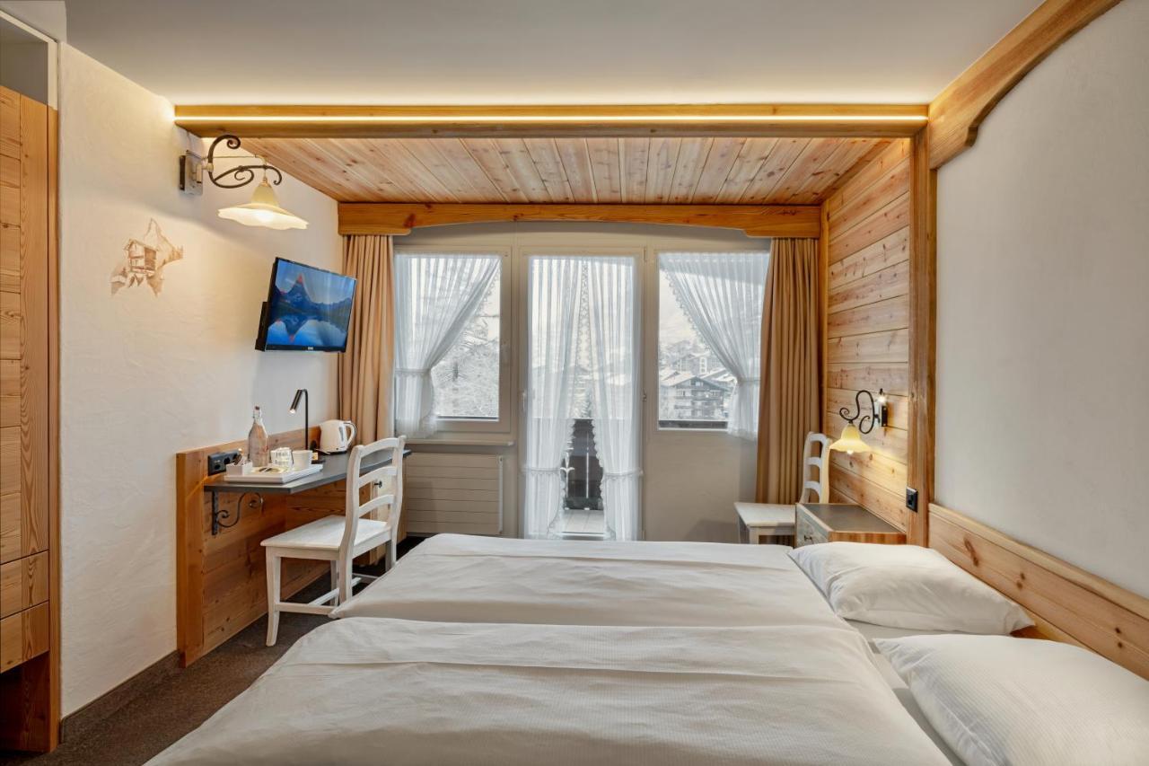 Hotel Antika Zermatt Exterior photo