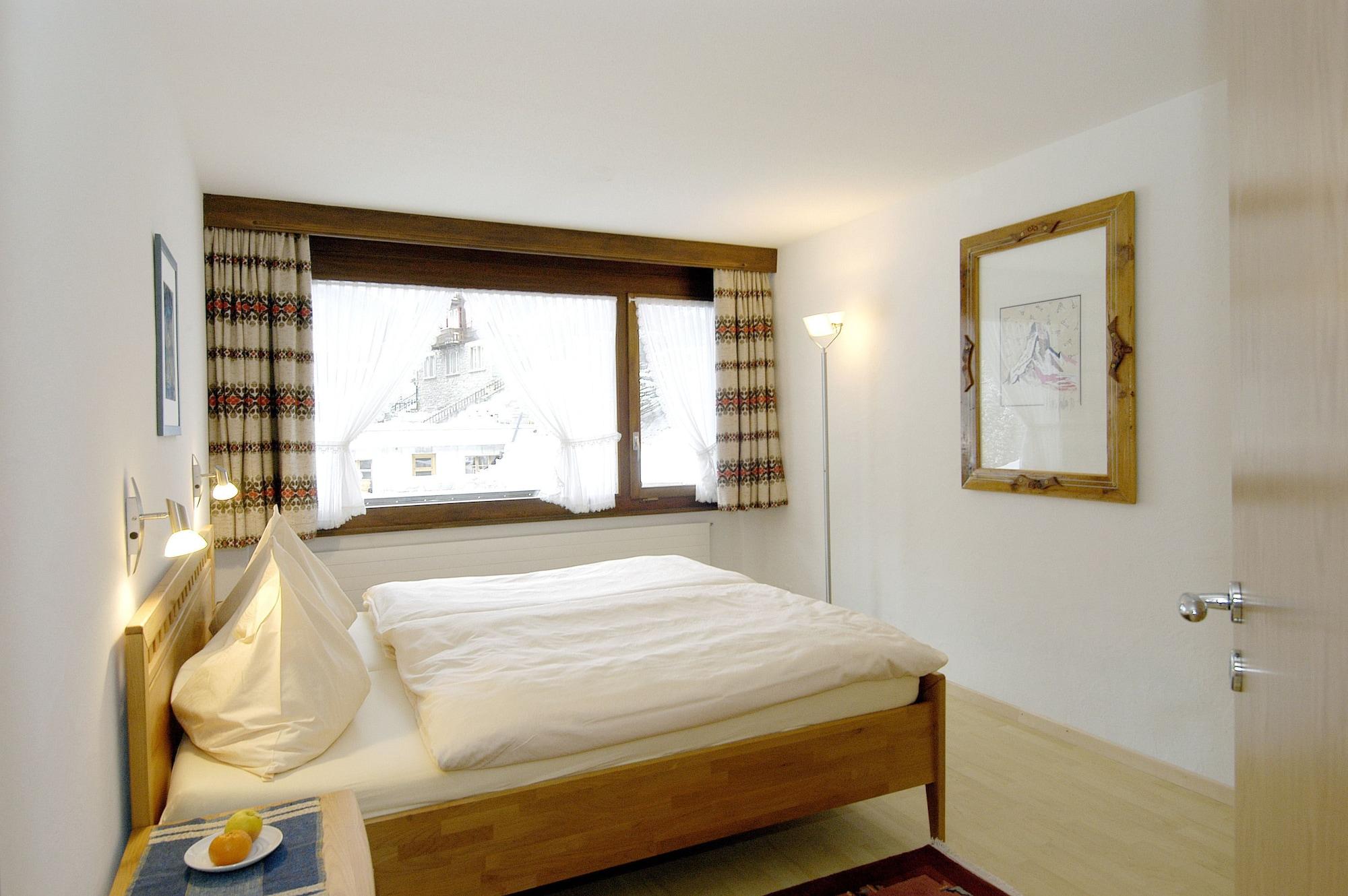 Hotel Antika Zermatt Exterior photo