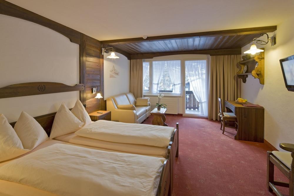 Hotel Antika Zermatt Exterior photo