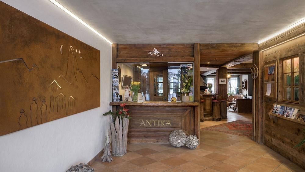 Hotel Antika Zermatt Exterior photo
